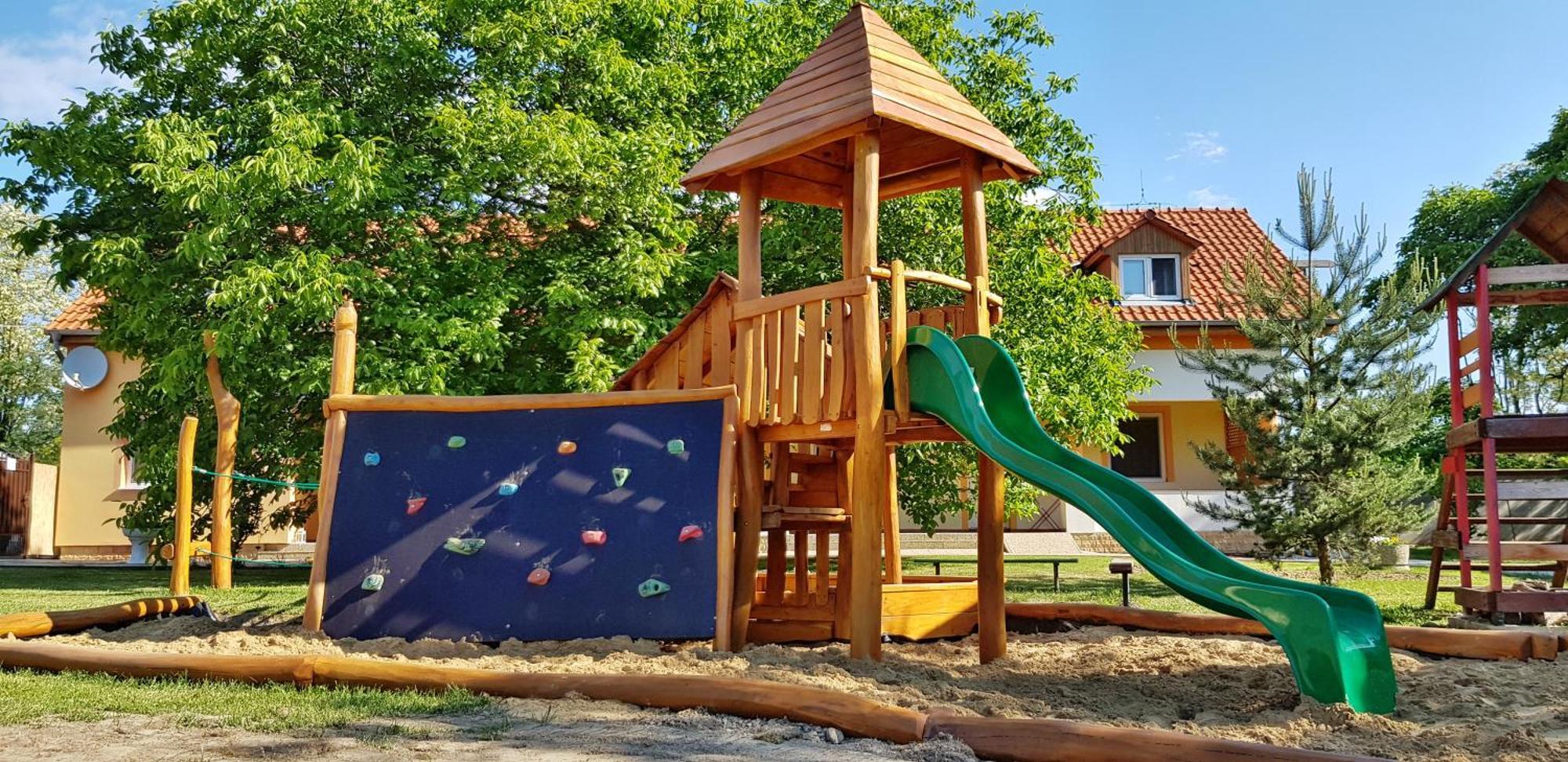 Ubytovanie Liska Radava Esterno foto