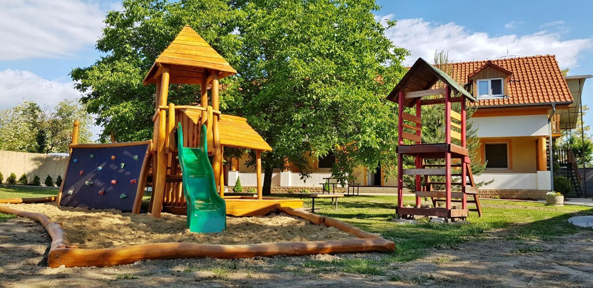 Ubytovanie Liska Radava Esterno foto